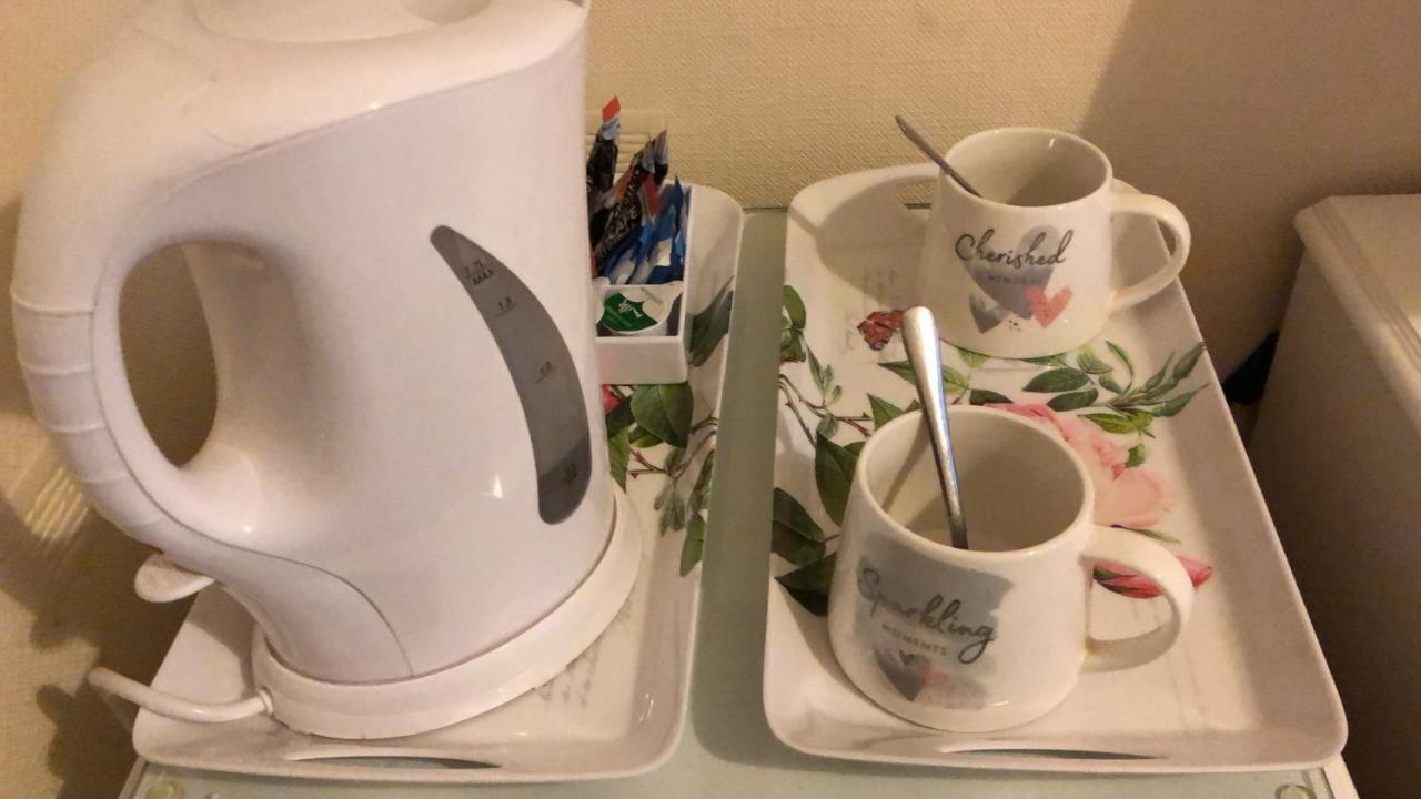 卡塔尼亚酒店 斯卡伯勒 外观 照片